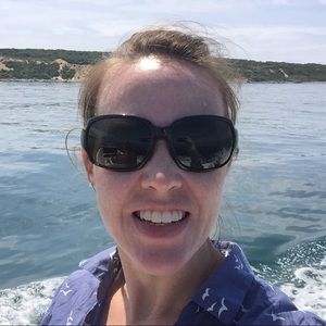 Meet your Posher, Ellen